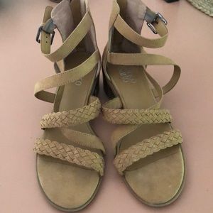 Franco Sarto Olympus Tan Sandals Zip+Buckle Sz 8